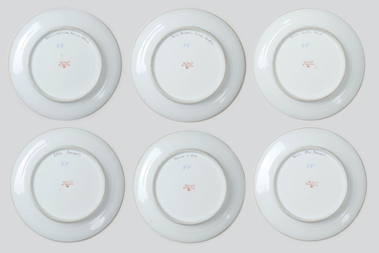 Lot of 6 Plates, Sevres style, 19th century (France)