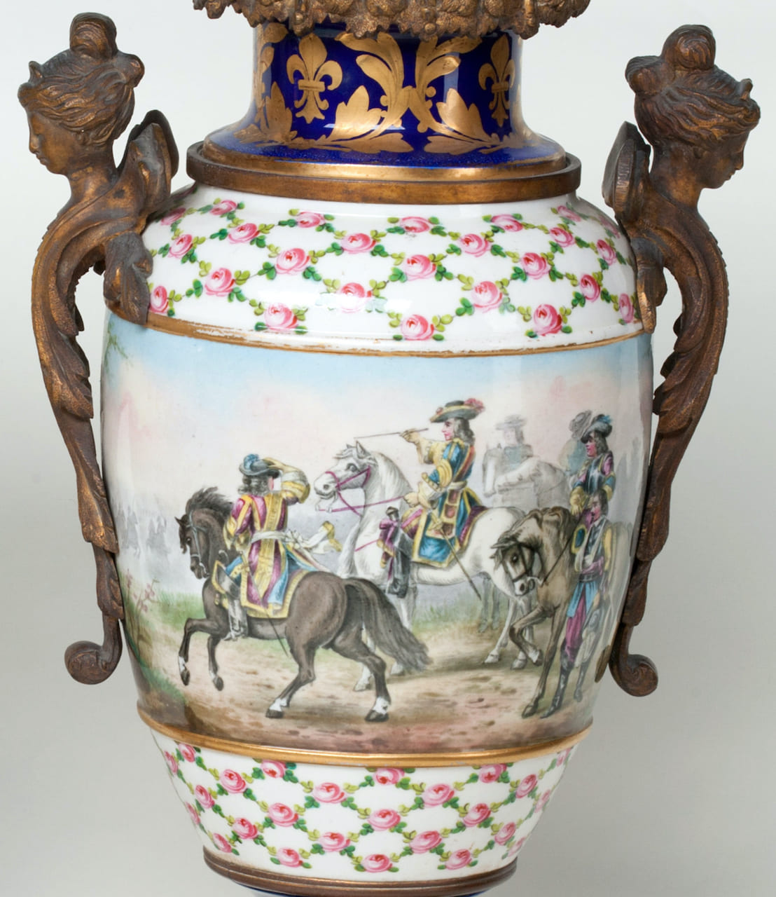 Pair of Porcelain Hand-Painting Vases, 19th century