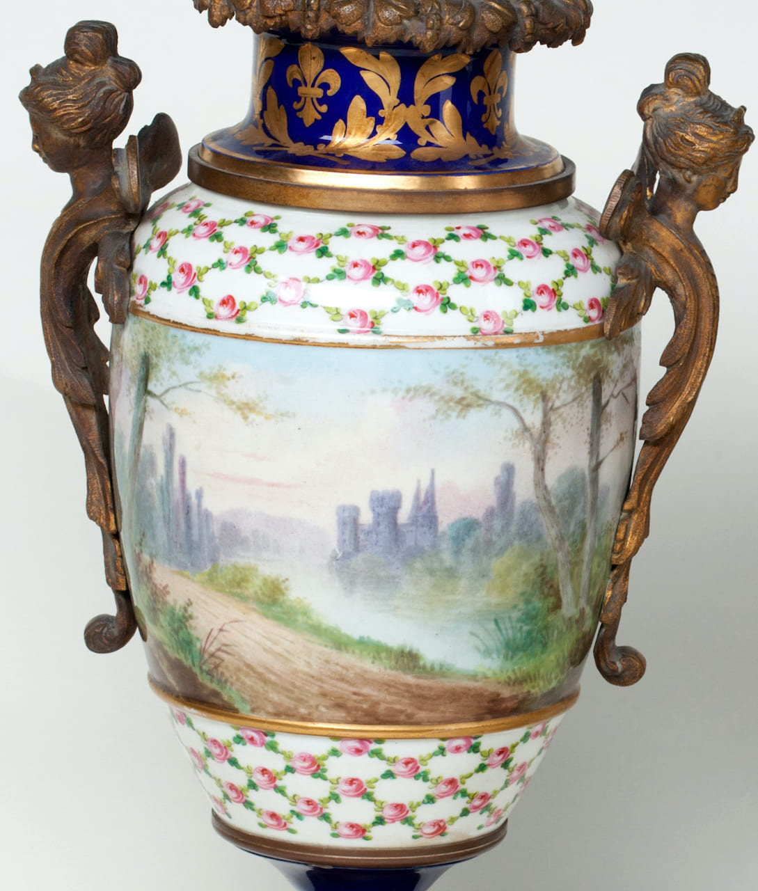 Pair of Porcelain Hand-Painting Vases, 19th century