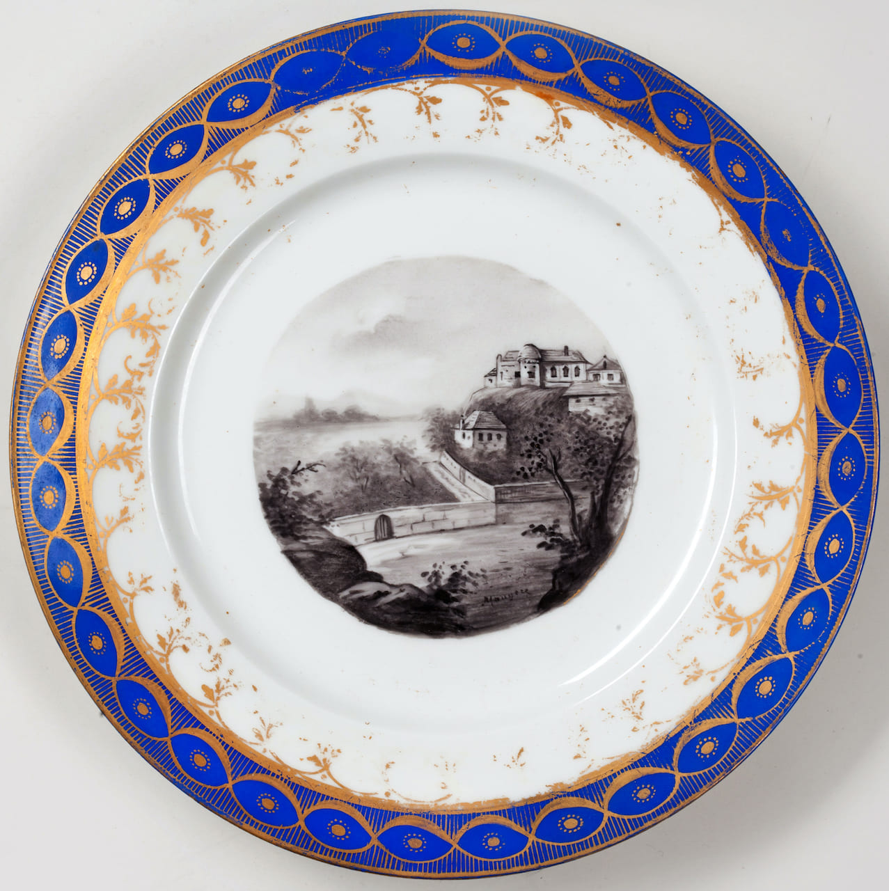 Pair of Porcelain Cabinet Plates, 19th century